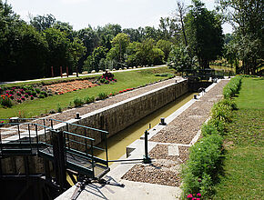 Ecluse de Graziac, Gers. - Enlarge picture (modal window)