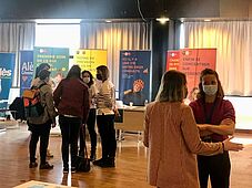 Enlarge picture (modal window)